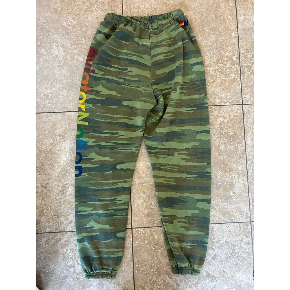 Nwot AVIATOR NATION Sweatpants Large Camo Logo Venice CA Spellout Jogger - Picture 6 of 7